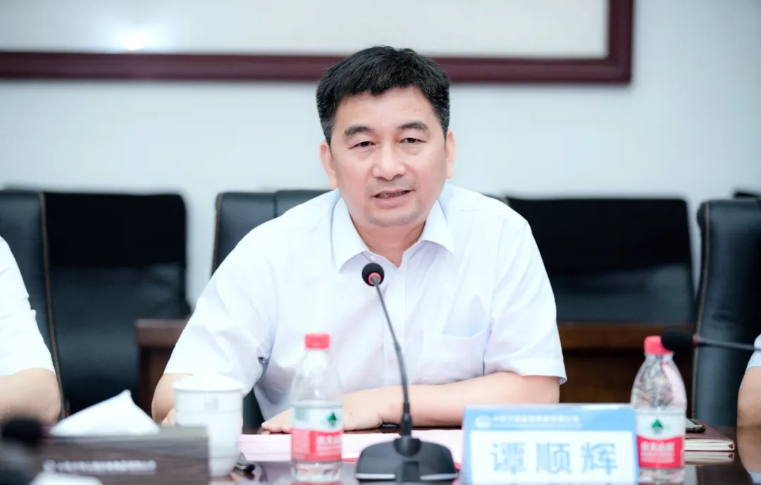 ag尊龙凯时装备与南昌轨道签署合作协议