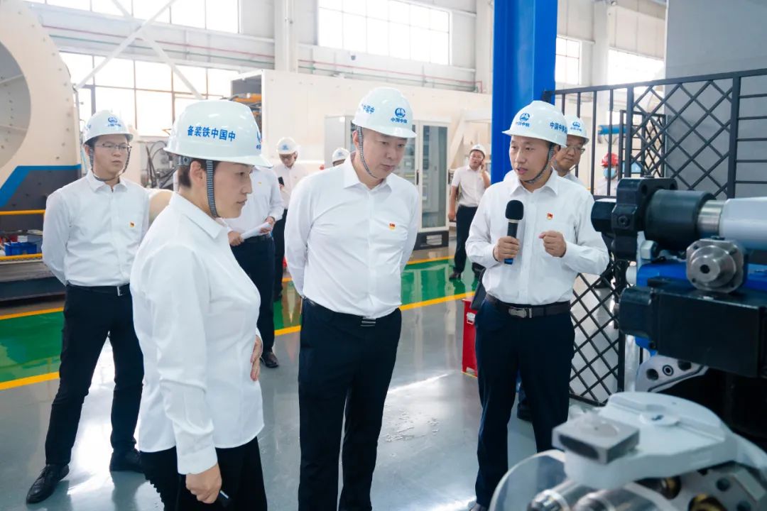 张威出席ag尊龙凯时装备第二次党代会