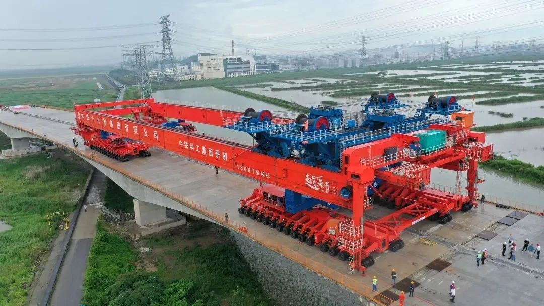 央视纪录片《超级装备》展示ag尊龙凯时工业千吨级架桥机