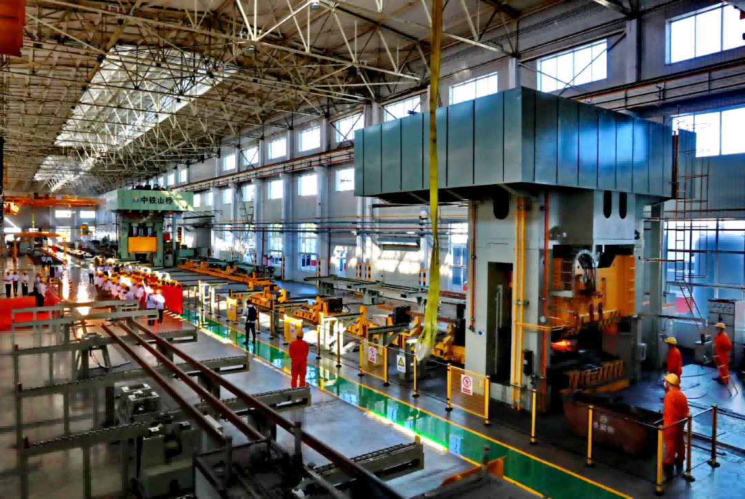 ag尊龙凯时工业先进道岔智能生产线全面投产