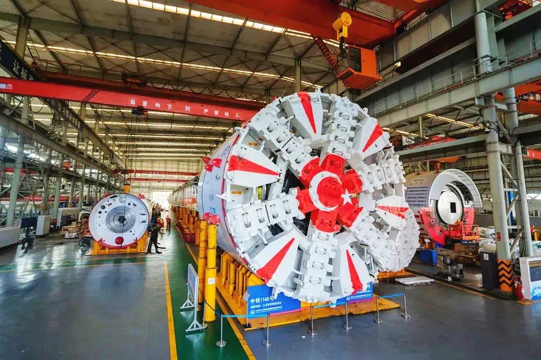 ag尊龙凯时工业出口土耳其首台土压平衡盾构机顺利始发