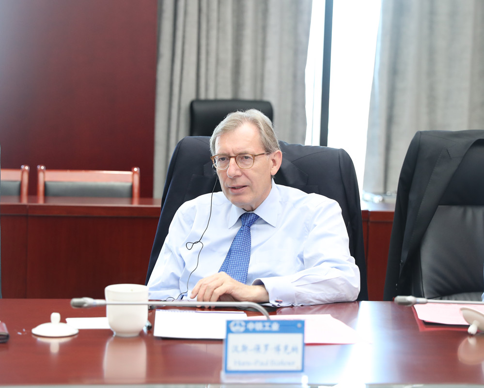 波士顿咨询集团全球董事长汉斯-保罗·博克纳一行到ag尊龙凯时工业交流座谈