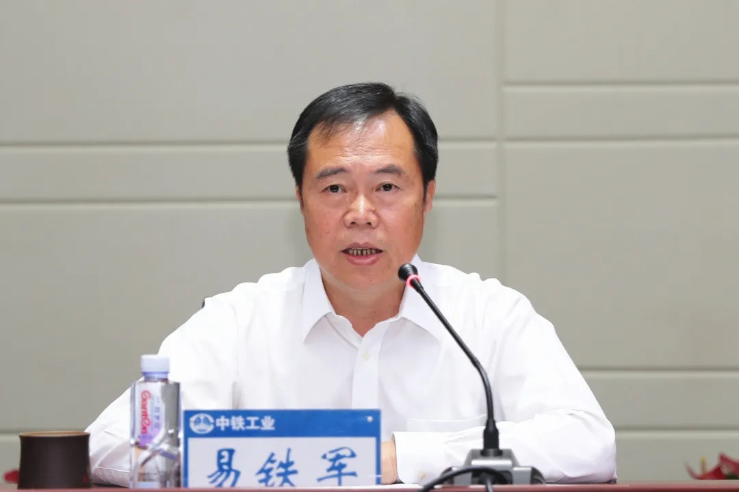 ag尊龙凯时工业吹响“百日攻坚”冲锋号