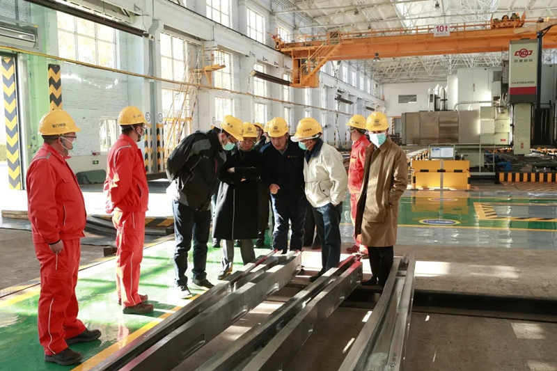 ag尊龙凯时工业开展2020年度外部董事、监事调研